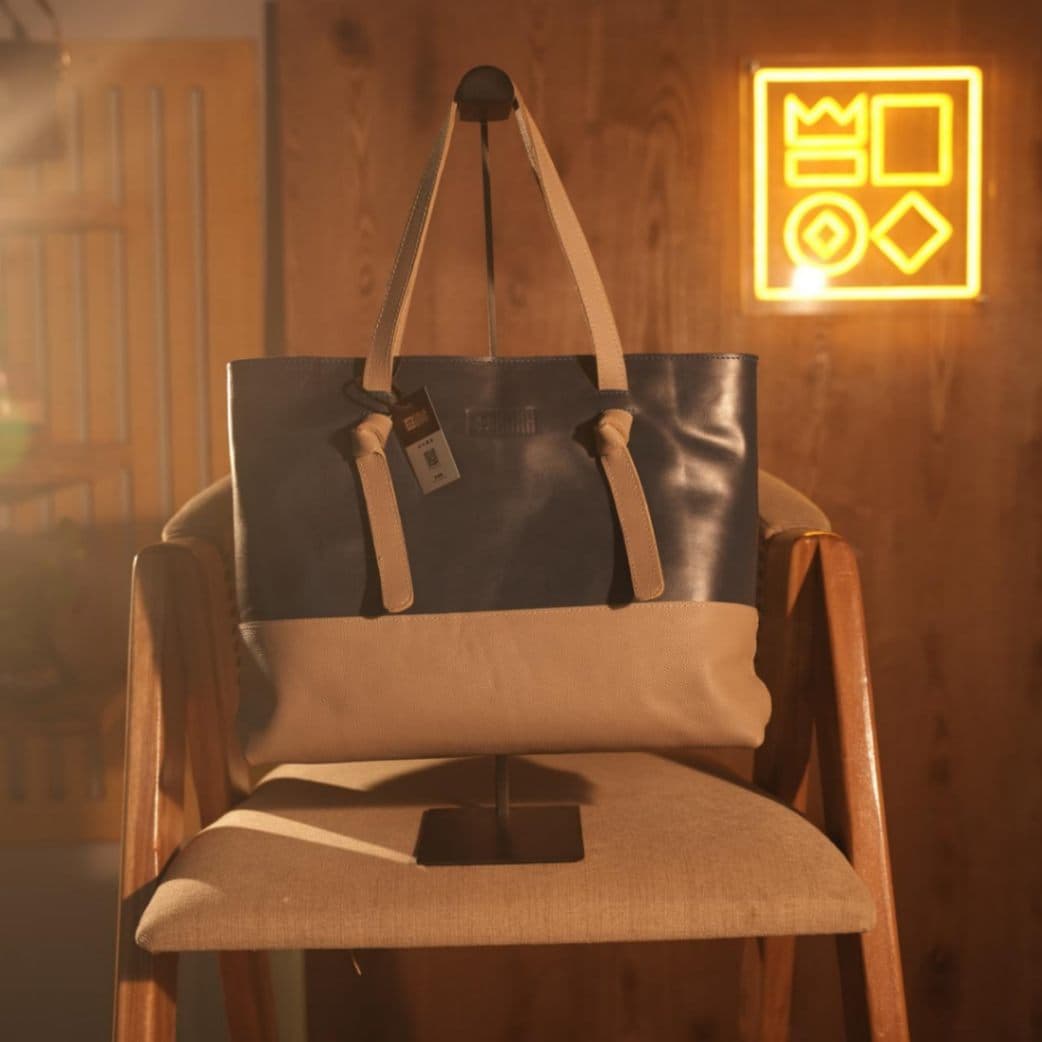 Zenaesh Tote Bag. Handcrafted Ethiopian Leather Everyday Tote. 